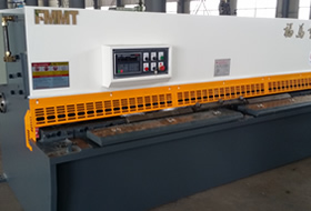 QC12Y-8*3200液壓擺式剪(jiǎn)闆機